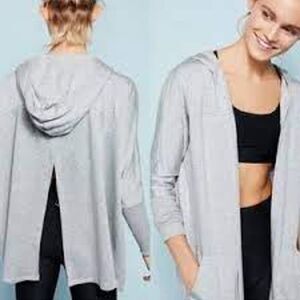 Beyond Yoga Fleece Split Back Hooded Cardigan in grey XS